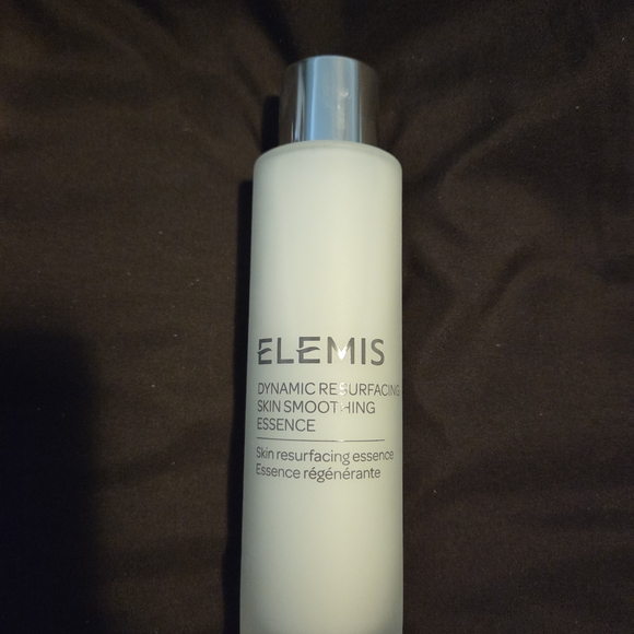 Elemis Dynamic Resurfacing Skin Smoothing Essence - Picture 3 of 5